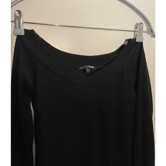 Fashion Nova V-Neck Sweater Dress - Picture 3 of 4